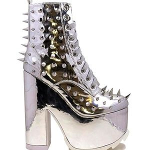 YRU NIGHT TERROR – CHROME BOOTS